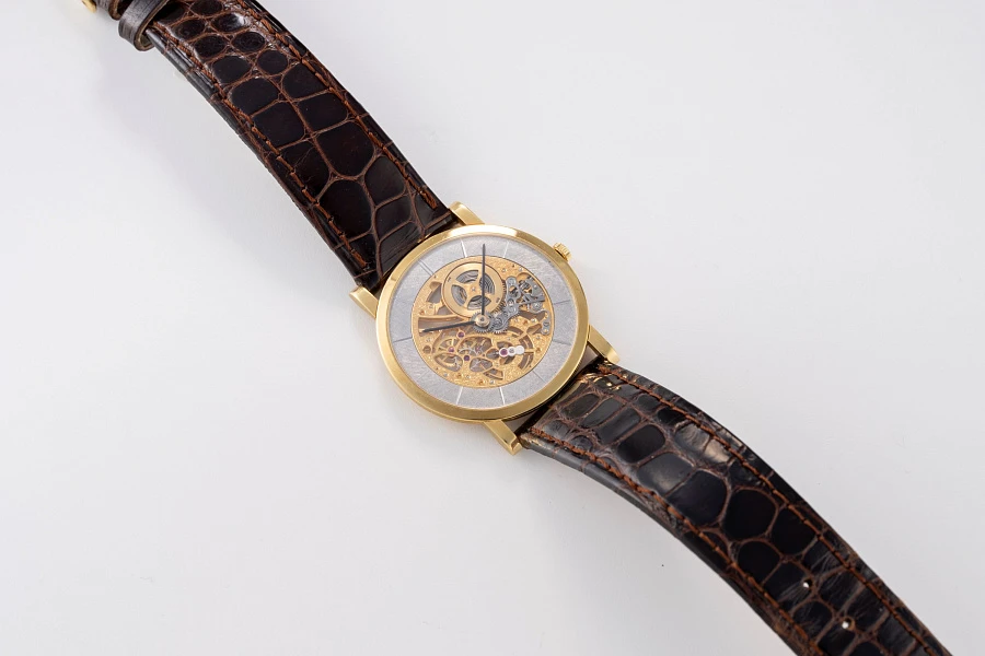 Classique Skeleton Ref. 5214BA in 18k Yellow Gold