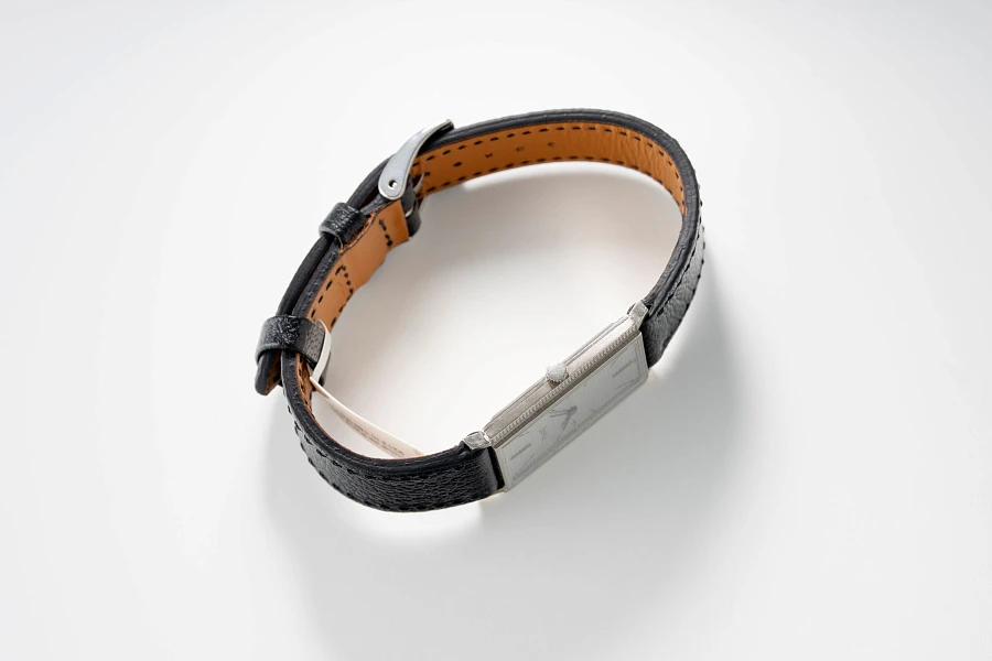 Clous de Paris Ref. 9212 in 18k White Gold