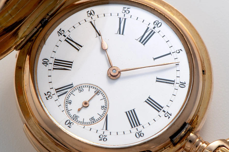 Minute Repeater in 18k Rose Gold