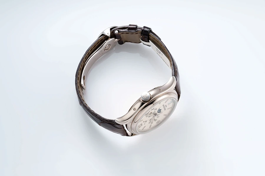 Annual Calendar Ref. 5146G in 18k White Gold