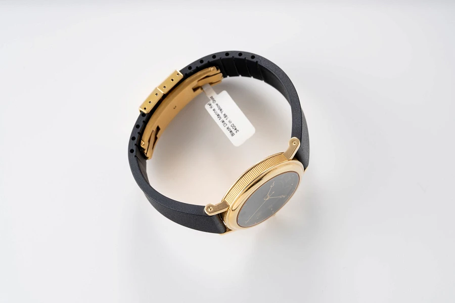 Black Dial Marine Ref. 3400 in 18k Yellow Gold