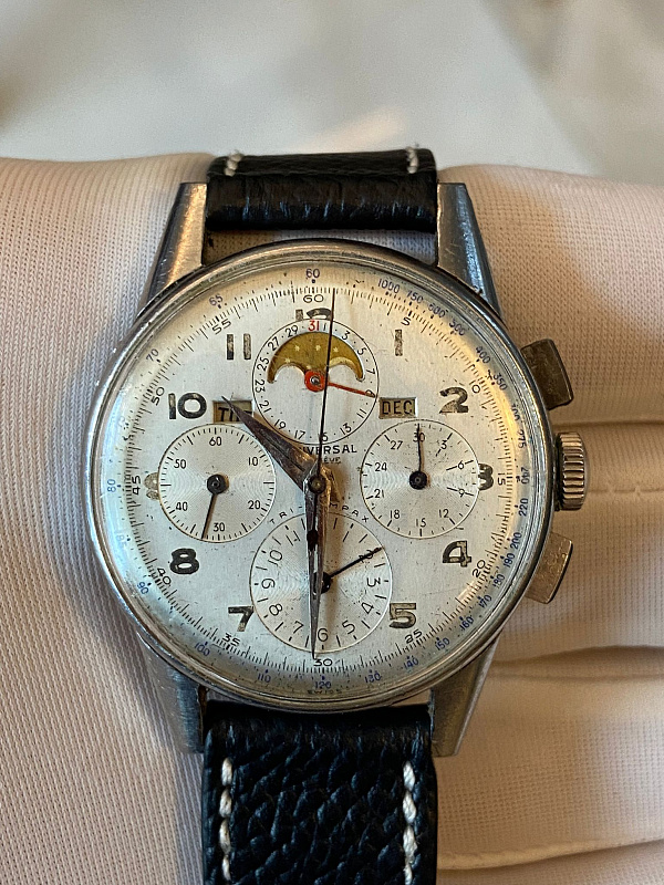 Tri-Compax Chronograph 22258