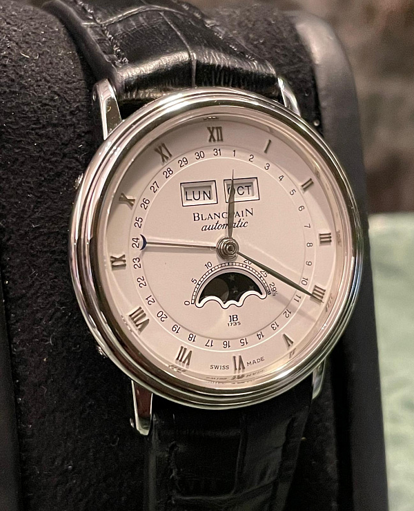 Villeret Complete Calendar Moonphase
