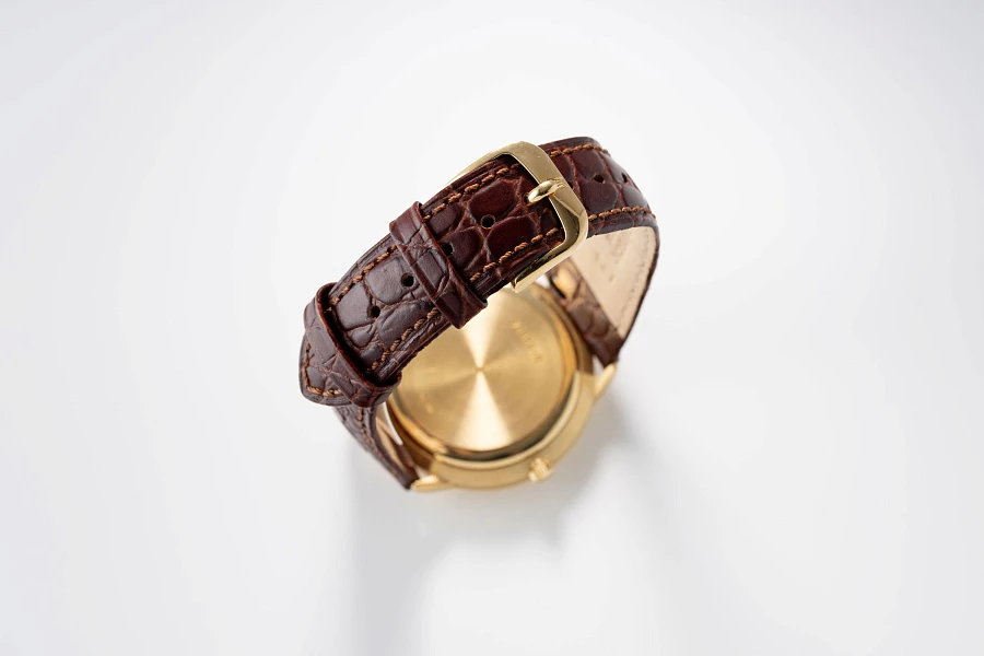 Dual Time Ref. 25685BA in 18k Yellow Gold