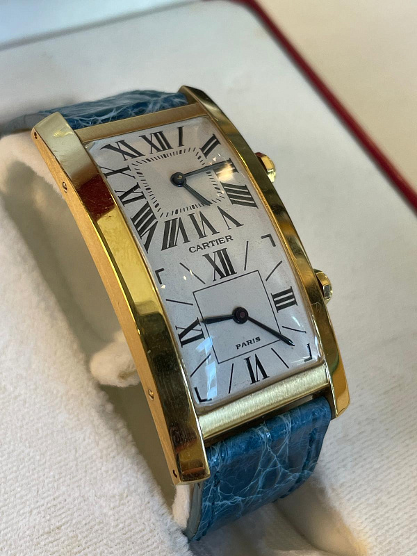 Tank Américaine de Cartier Dual Time