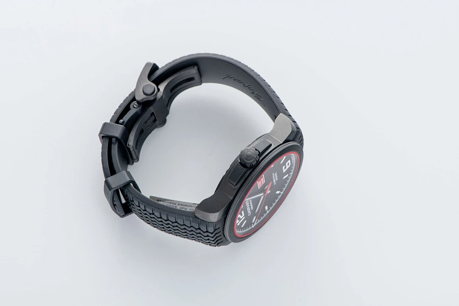 Mille Miglia GTS Black Edition Ref. 8565 in DLC-coated Stainless Steel