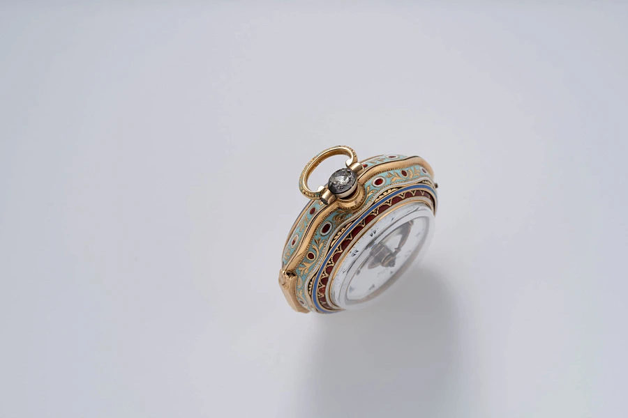Pocket Watch with Enamel Decoration in 18k Yellow Gold