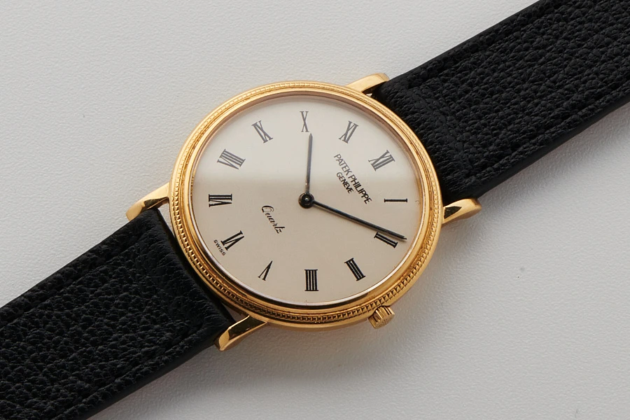 Calatrava Quartz Ref. 3744 in 18k Yellow Gold