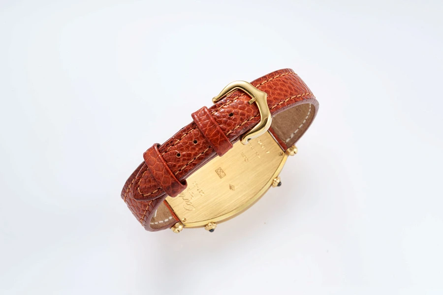 Tonneau Dual Time Ref. W1502853 in 18k Yellow Gold