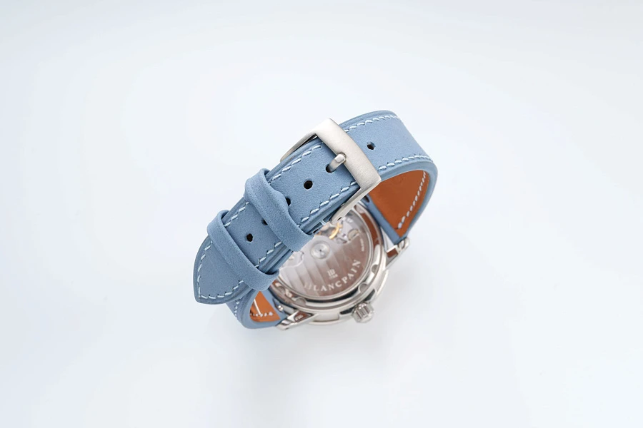 Ladybird Ref. 3760 in Stainless Steel