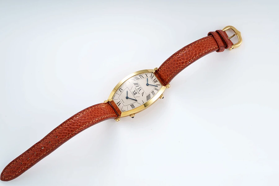 Tonneau Dual Time Ref. W1502853 in 18k Yellow Gold