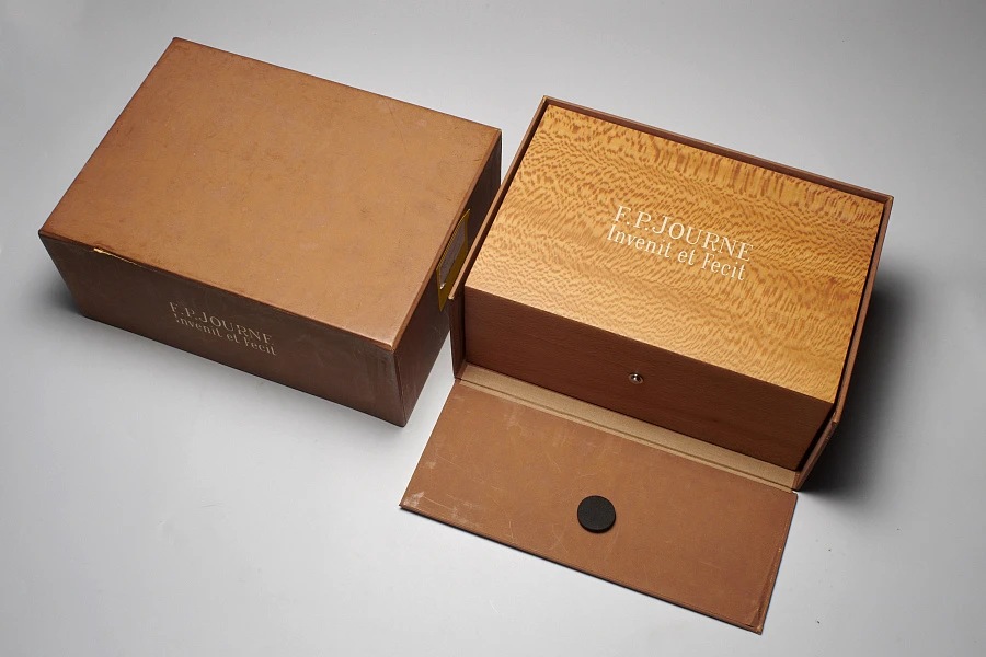 Octa Calendrier Special Edition Sincere Fine Watches