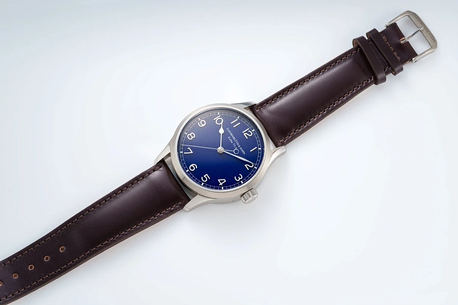 Zentrumsekunde (Center Seconds) Limited Edition in Stainless Steel