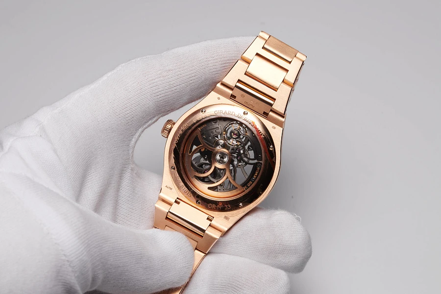 Laureato Skeleton