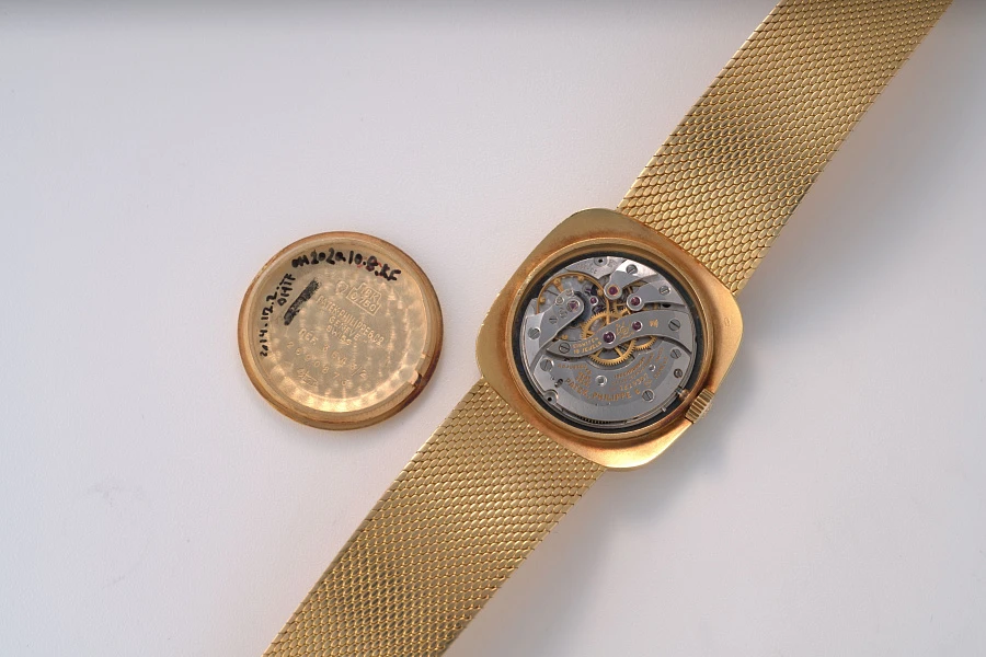 Cushion Case Watch Ref. 3543/2 in 18k Yellow Gold