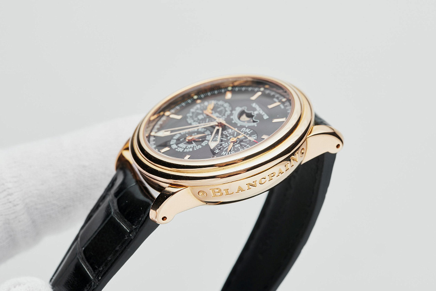 Perpetual Calendar Flyback Chronograph Leman