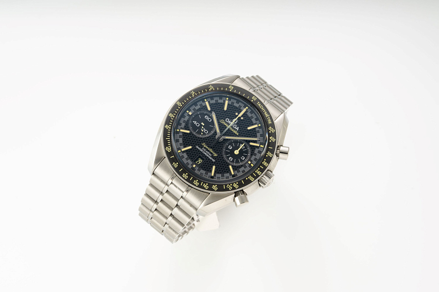 Speedmaster Racing in Stainless Steel