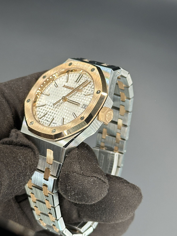 Royal Oak 37mm Steel & Rose Gold