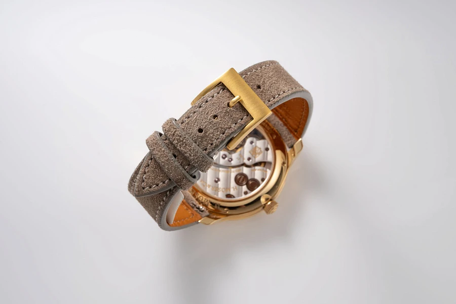 Mayu Ref. 321.503 in 18k Yellow Gold