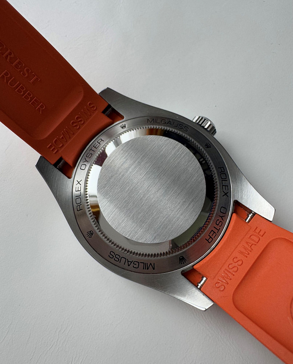 Milgauss 116400 White dial
