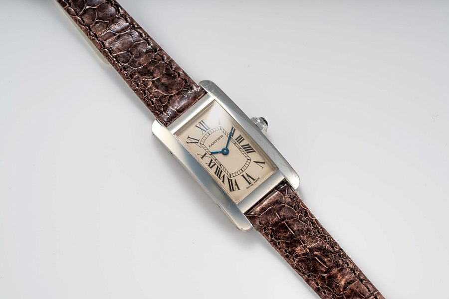 Tank Américaine Ref. 1713 in 18k White Gold