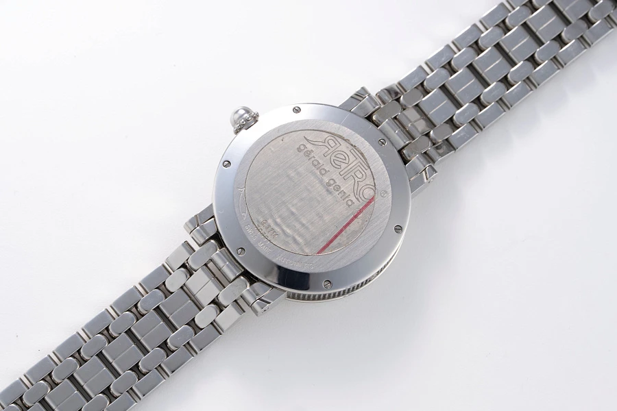 Retrograde Jumping Hour Ref. 3714 with Mother of Pearl Dial in Stainless Steel
