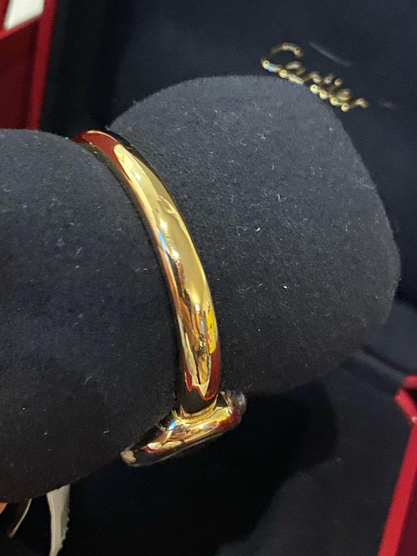 Baignoire Mini Model Size 17 Yellow Gold Bangle Bracelet