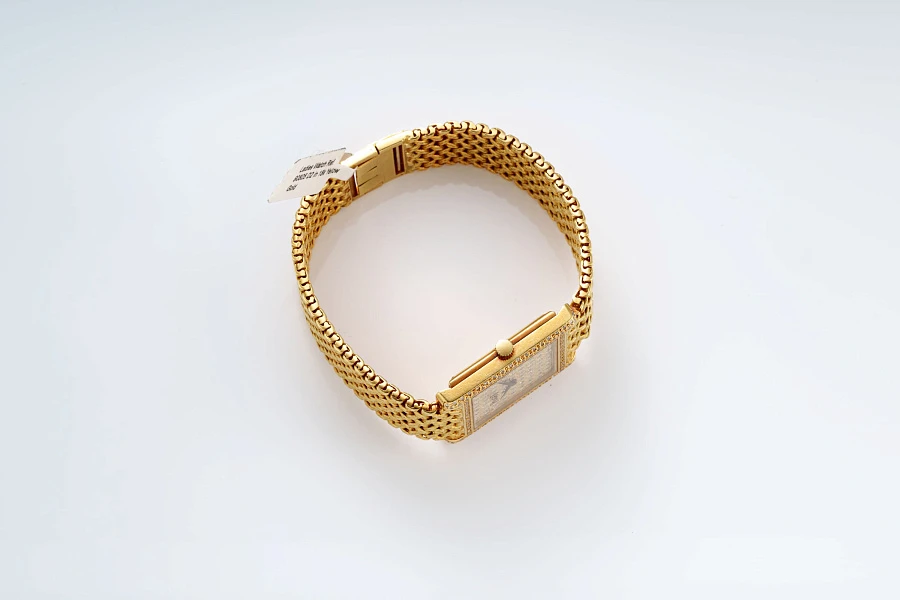 Tank Ref. 90805 D2 in 18k Yellow Gold