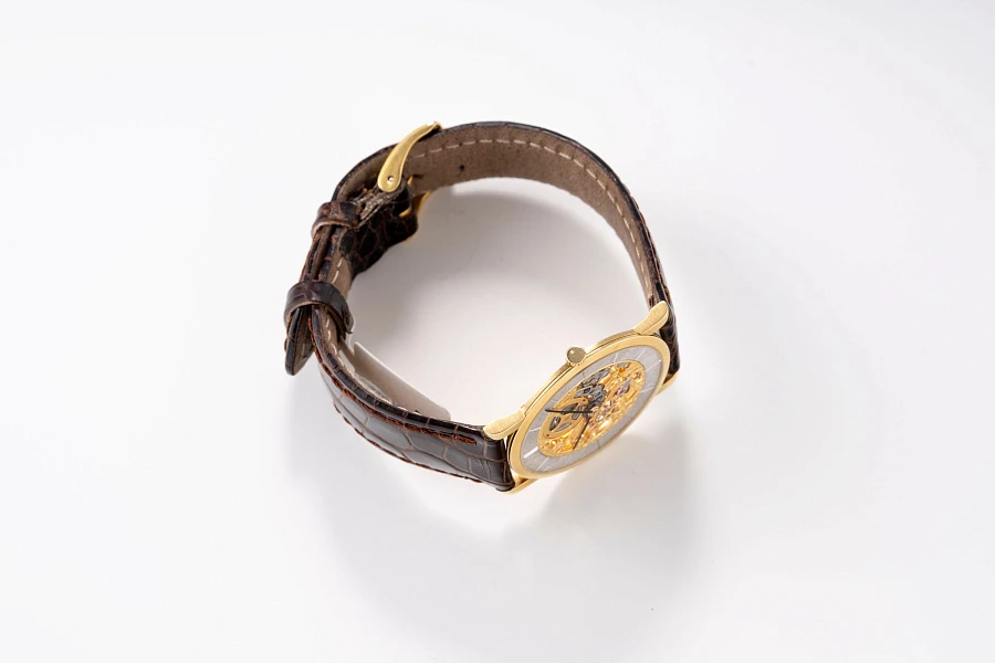 Classique Skeleton Ref. 5214BA in 18k Yellow Gold