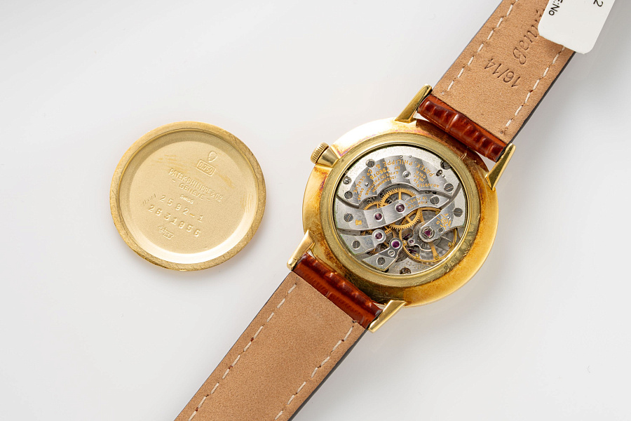 Calatrava Ref. 2592-1 in 18k Yellow Gold