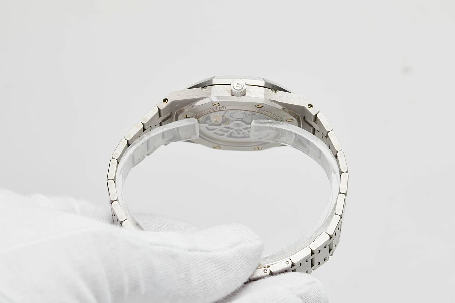 Platinum Perpetual Calendar
