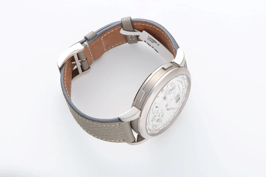 Lange 1 Timezone Ref. 116.039 in 18k White Gold