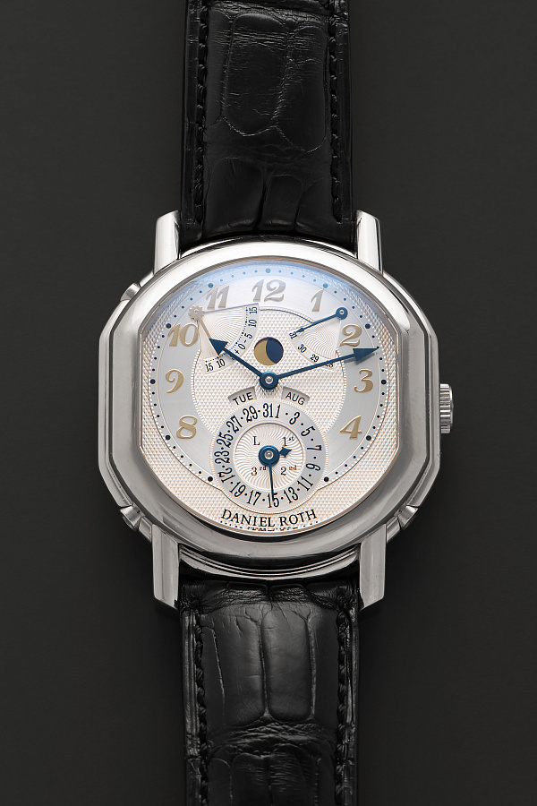 Perpetual Calendar Ref. 121.Y.60 in 18k White Gold