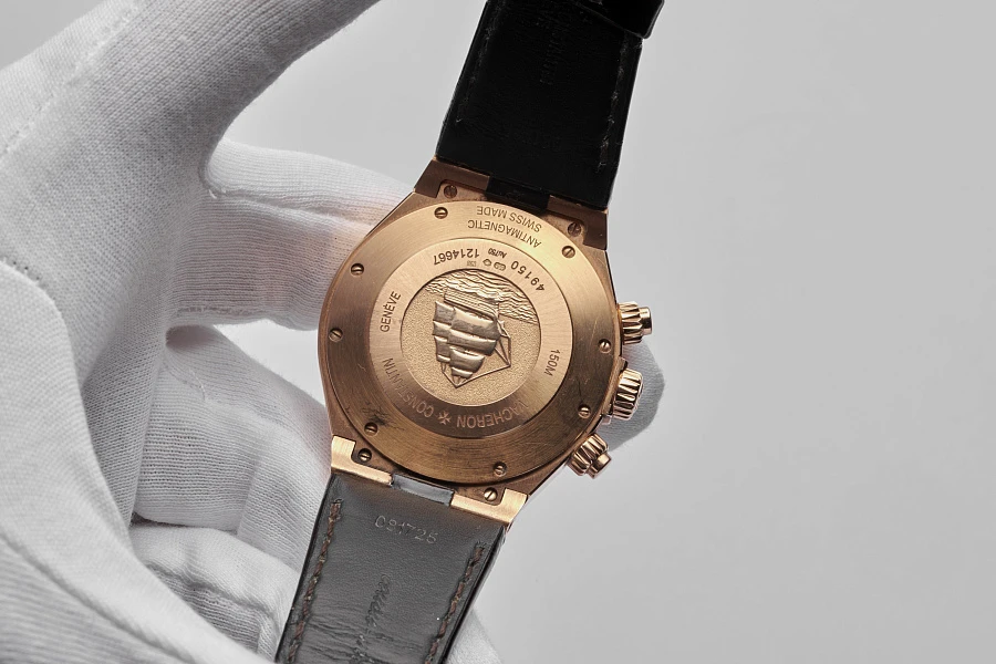 Overseas Chronograph
