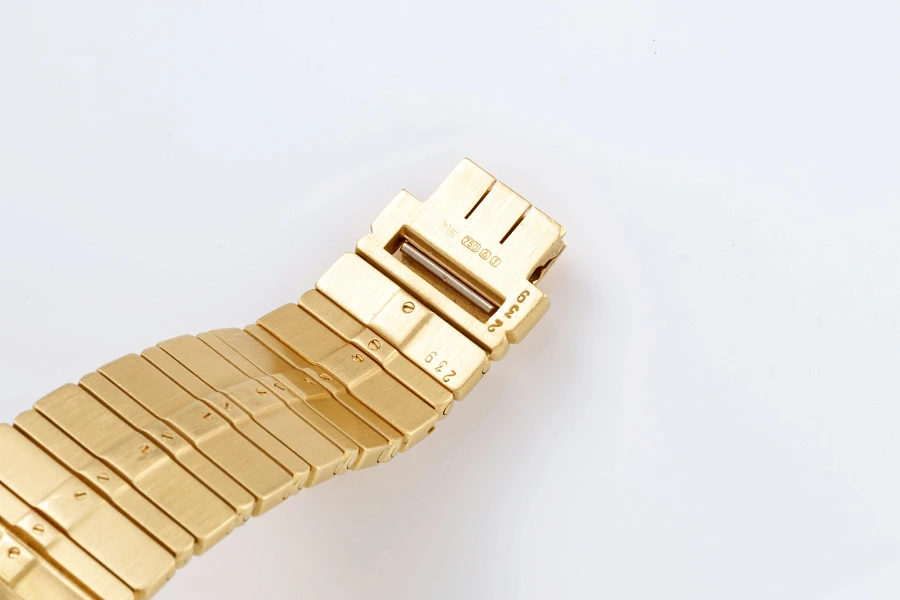 Polo Automatic Ref. 5661C701 in 18k Yellow Gold