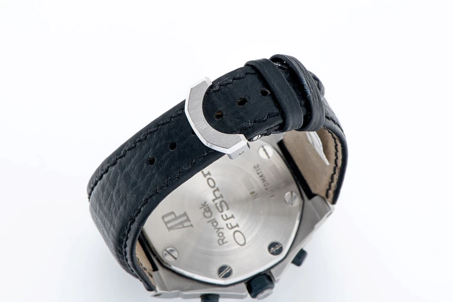 Early Offshore 'Beast' Ref. 25721 in Stainless Steel