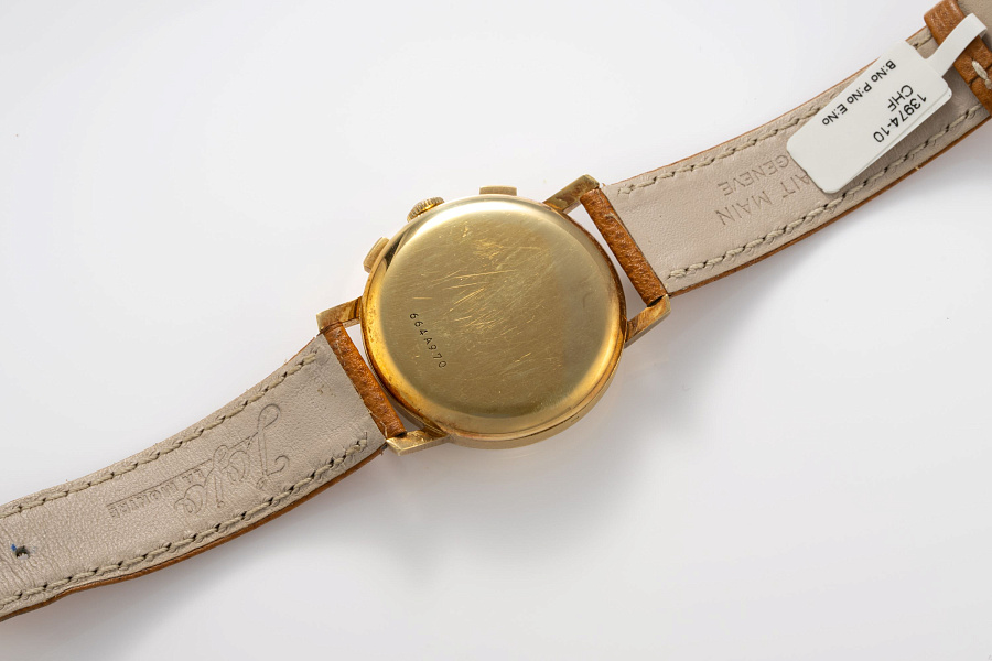 Chronograph in 18k Yellow Gold