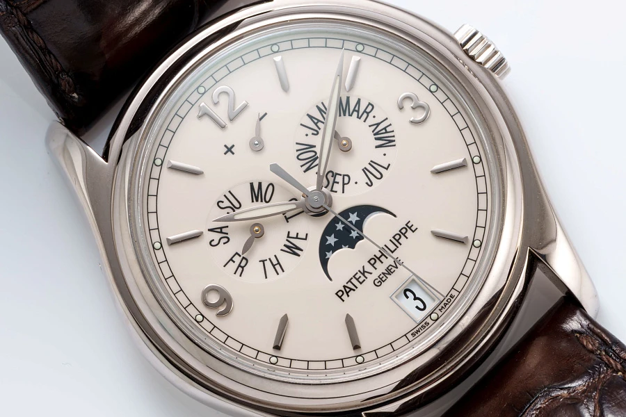 Annual Calendar Ref. 5146G in 18k White Gold