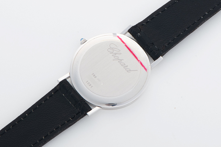 Classique Ref. 1091 in 18k White Gold
