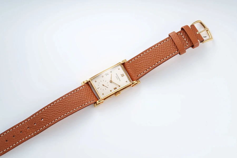 Ref. 2415 in 18k Yellow Gold