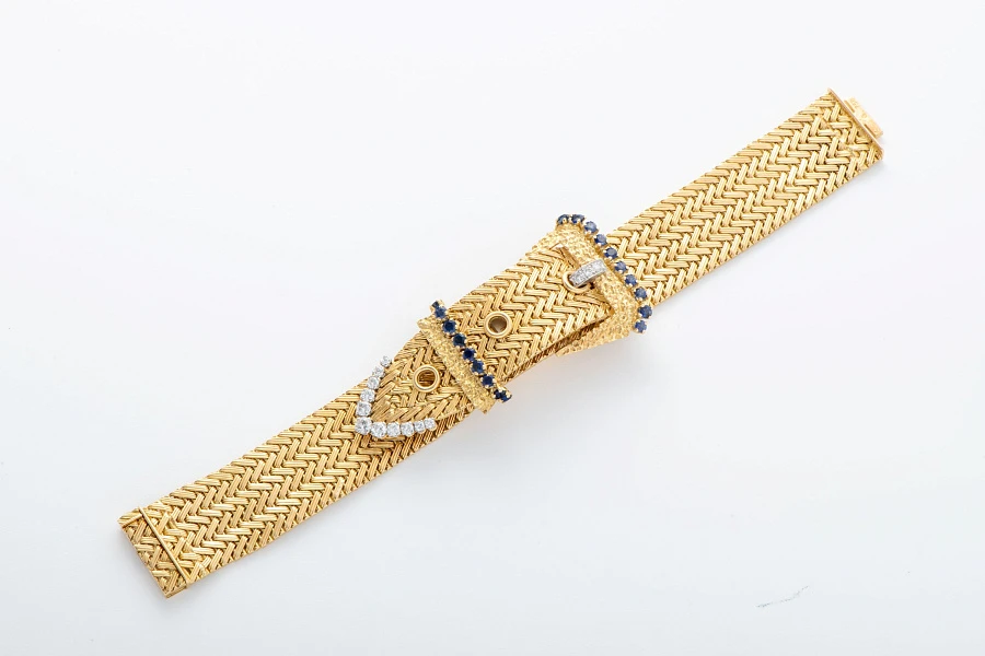Bracelet Watch in 18k Yellow Gold with Diamonds and Sapphires