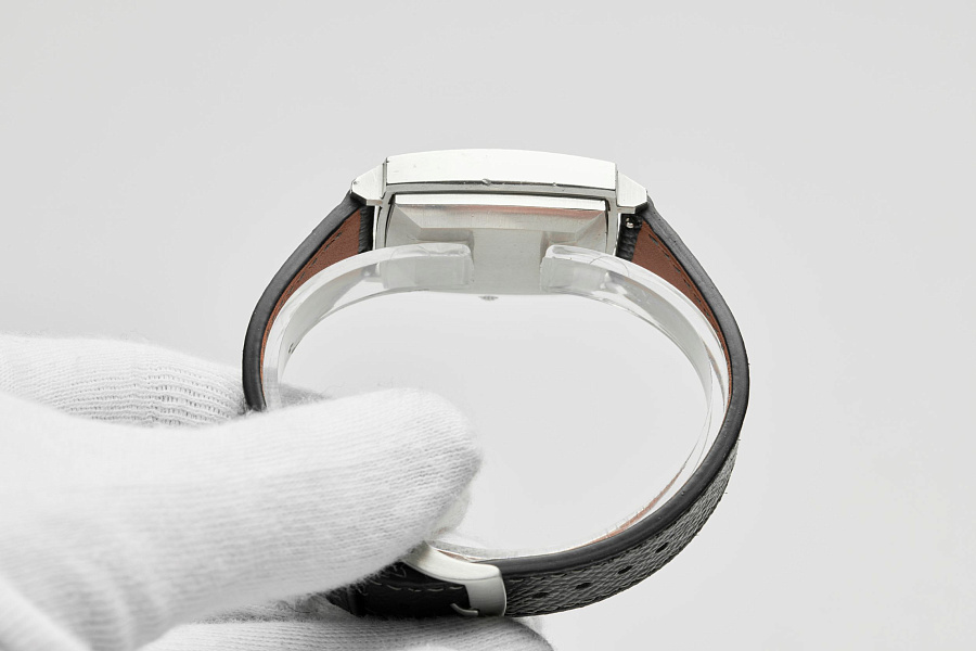 Square Automatic Vintage