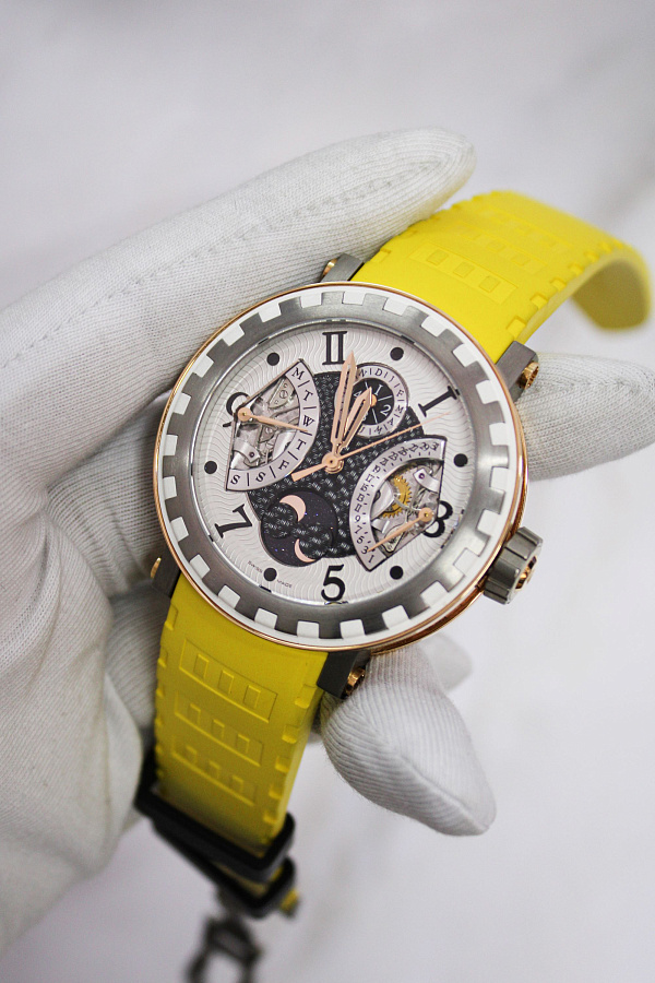 Academia Quantième Perpétuel Sport in Rose Gold and Titanium
