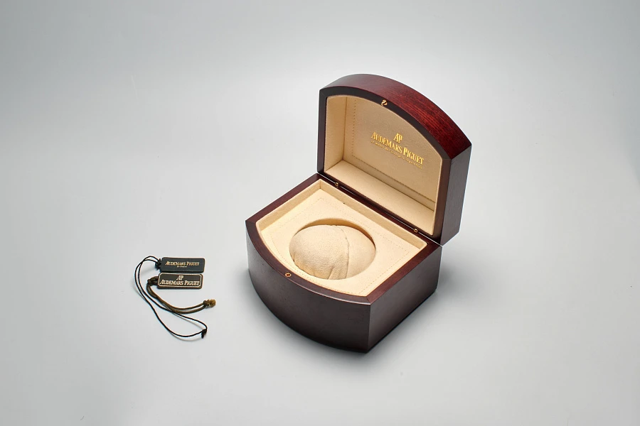 Royal Oak Dual Time 30th Anniversary