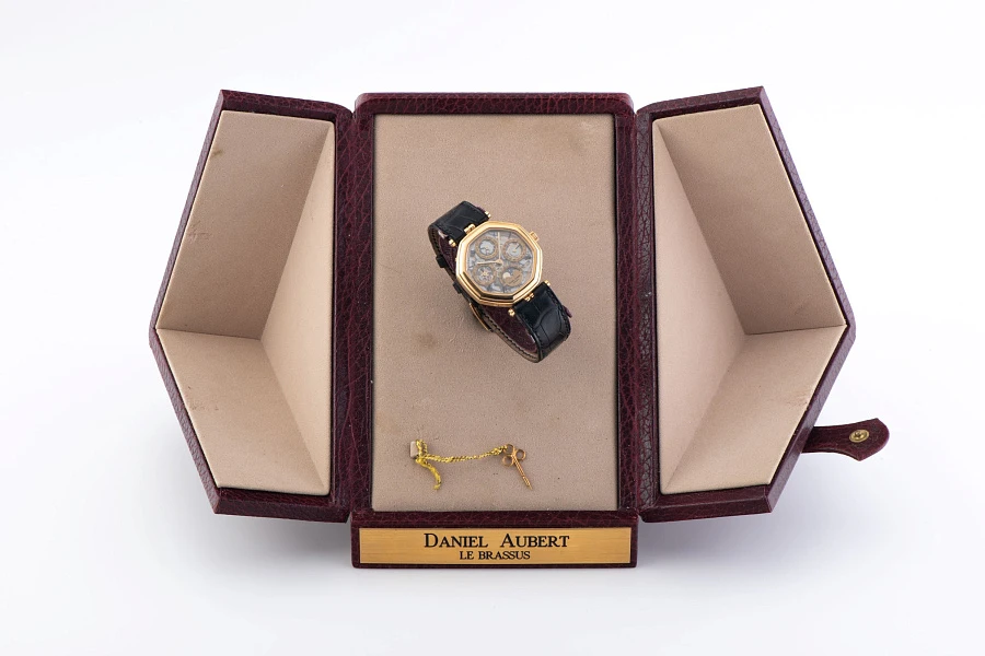 Lys Royal Gold Skeleton Ultra-thin Perpetual Calendar Piece Unique