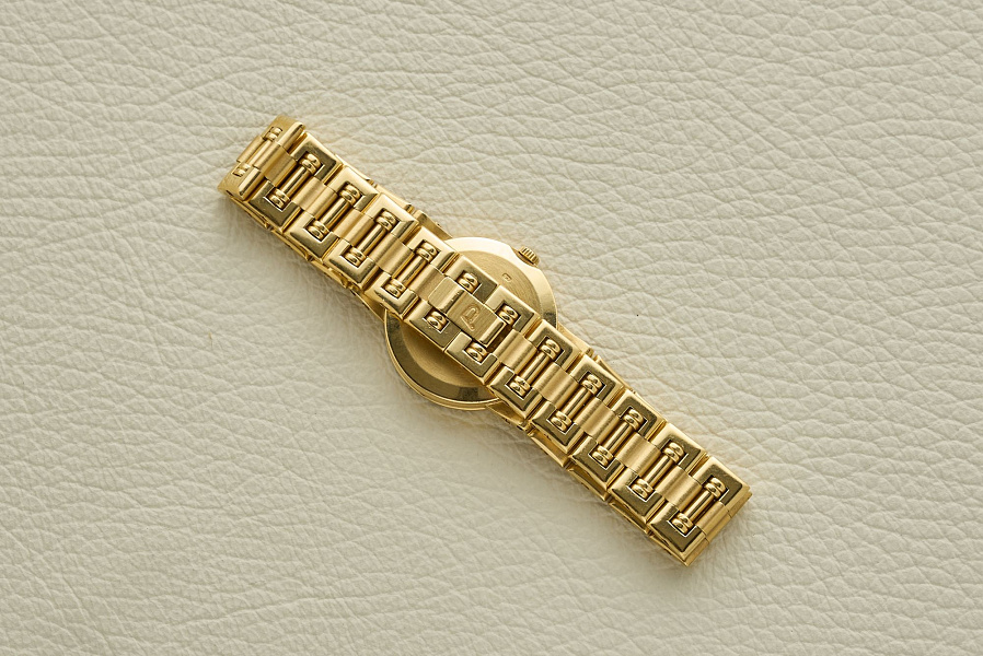 Piaget 'Dancer' in 18k Yellow Gold
