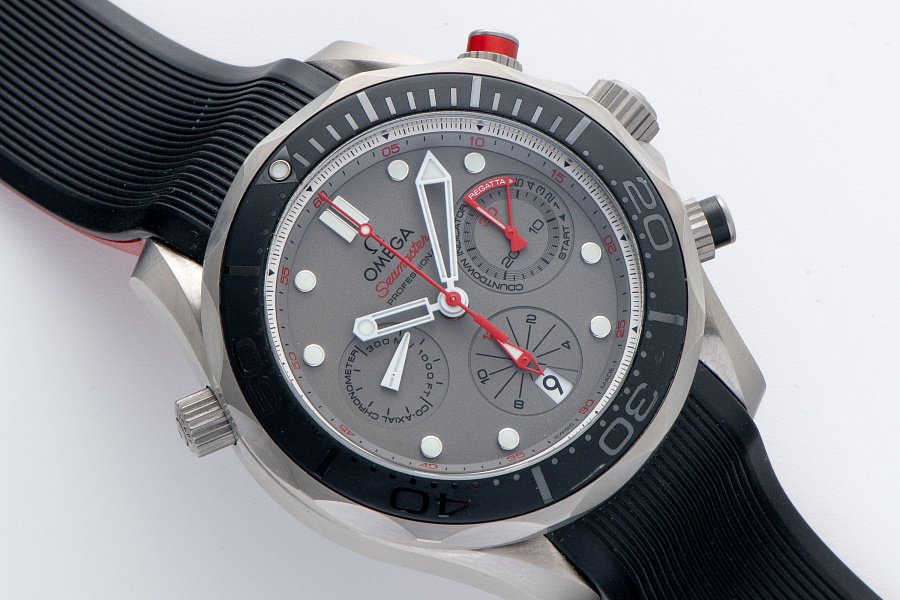 Seamaster Diver Emirates Diver 300 Titanium