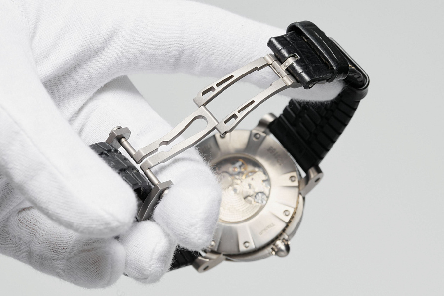 Arena Chronograph Quattro Retro Jumping Hours