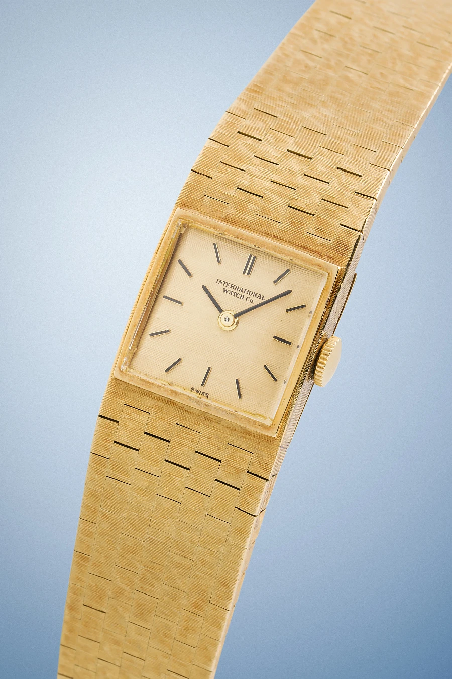 Ladies Watch in 18k Yellow Gold