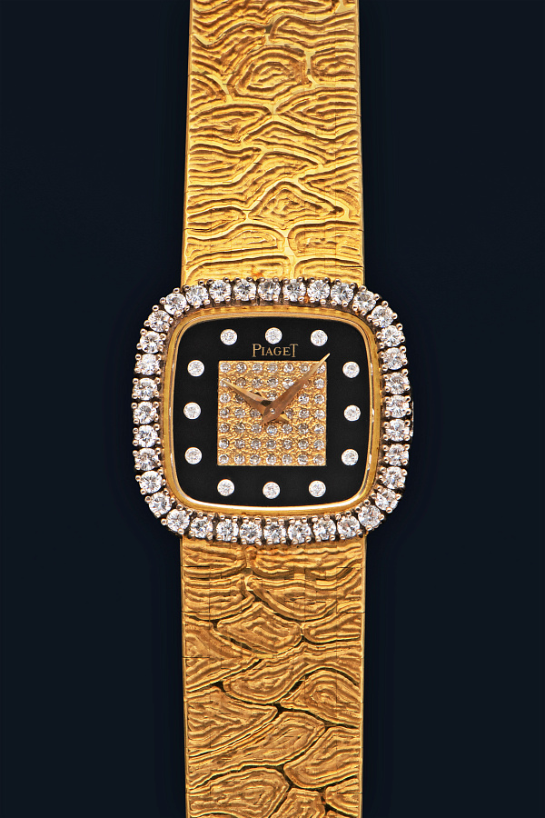 Onyx and Diamond Dial Watch Ref. 9906A in 18k Yellow Gold